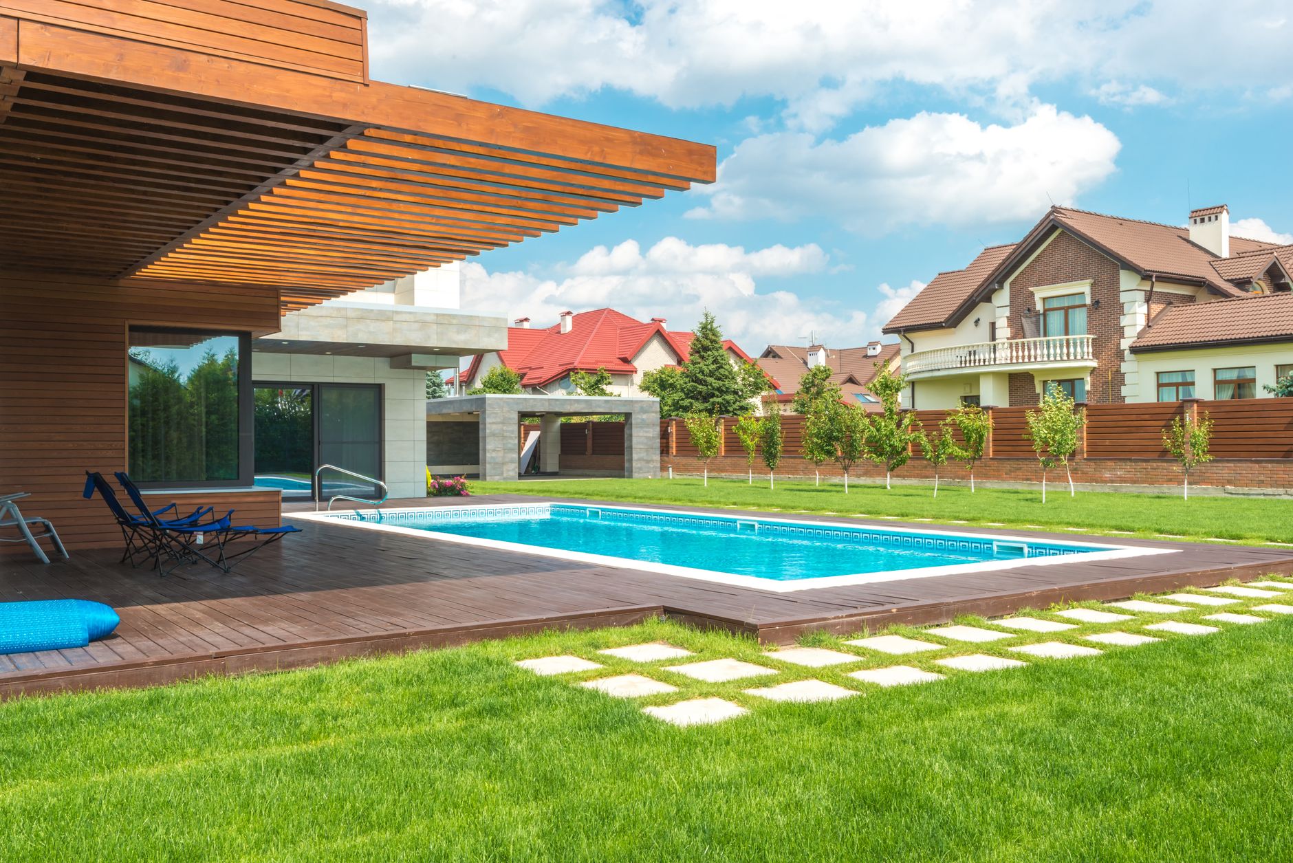 Patio & Hardscape – Devine